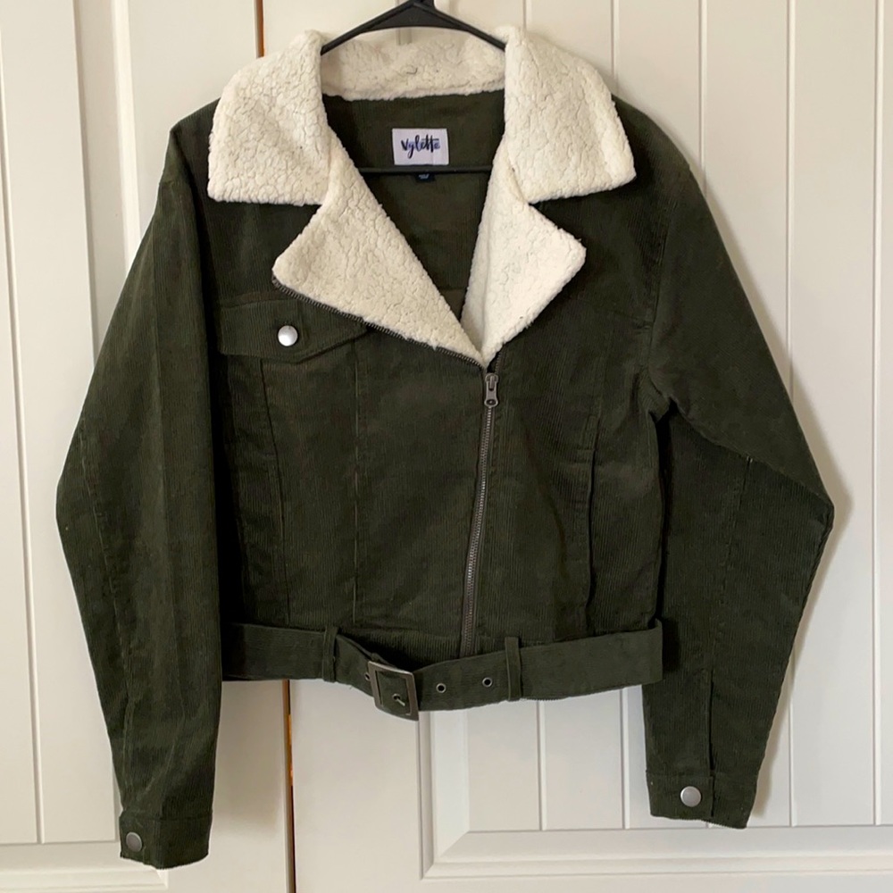 VYLETTE Hunter Green Corduroy Sherpa collar-lined Jacket